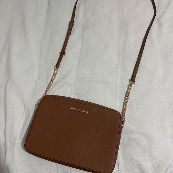 MICHAEL Michael Kors Jet Set Leather Crossbody Bag in Color Luggage - Picture 4 of 8